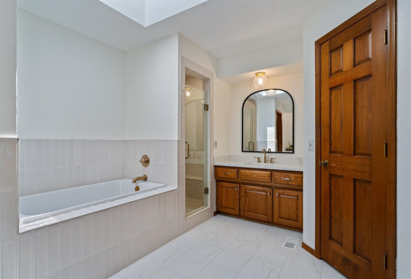 4 Bedrooms Bedrooms, 0 ,3 BathroomsBathrooms,Residential,Single Family,Iba,1.5,132750
