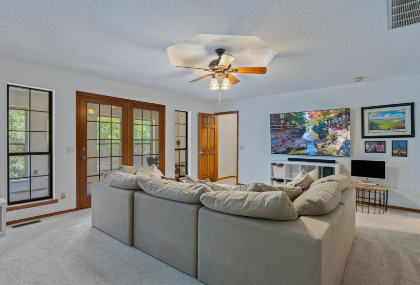 4 Bedrooms Bedrooms, 0 ,3 BathroomsBathrooms,Residential,Single Family,Iba,1.5,132750