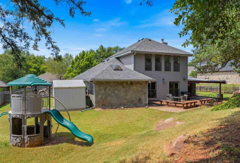 4 Bedrooms Bedrooms, 0 ,3 BathroomsBathrooms,Residential,Single Family,Iba,1.5,132750