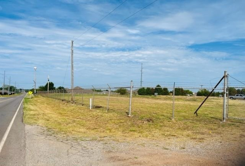 0 , 0 ,0,Lots/land,Unplatted,Lakeview,0,132752
