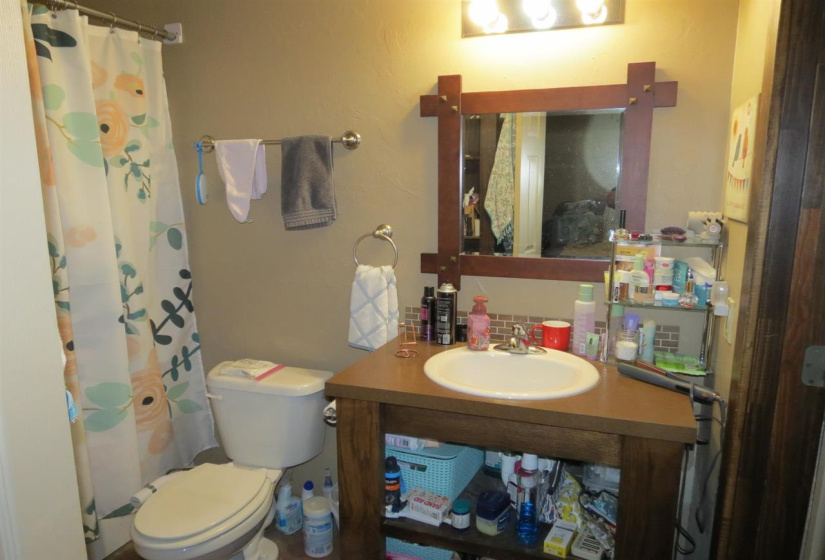 0 , 0 ,3 BathroomsBathrooms,Multi-family,Duplex,22nd,1,132754