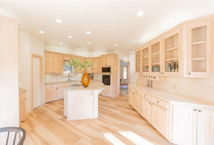 4 Bedrooms Bedrooms, 0 ,3 BathroomsBathrooms,Residential,Single Family,Timberline,2,132756