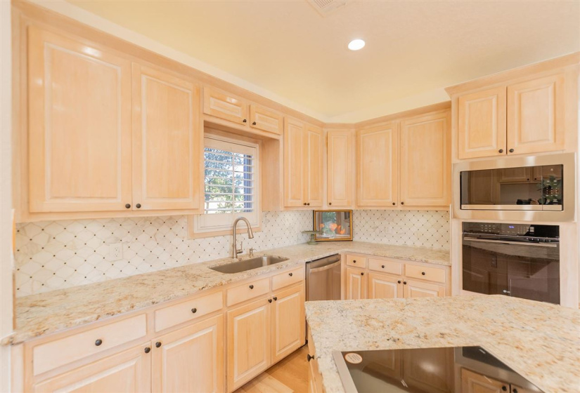 4 Bedrooms Bedrooms, 0 ,3 BathroomsBathrooms,Residential,Single Family,Timberline,2,132756