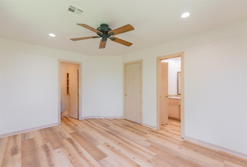 4 Bedrooms Bedrooms, 0 ,3 BathroomsBathrooms,Residential,Single Family,Timberline,2,132756