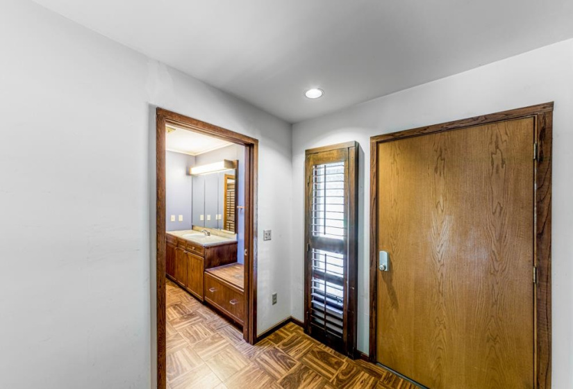 3 Bedrooms Bedrooms, 0 ,3 BathroomsBathrooms,Residential,Single Family,2nd,1,132759