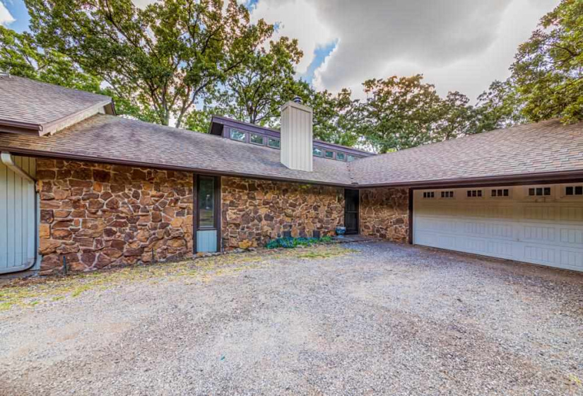 3 Bedrooms Bedrooms, 0 ,3 BathroomsBathrooms,Residential,Single Family,2nd,1,132759