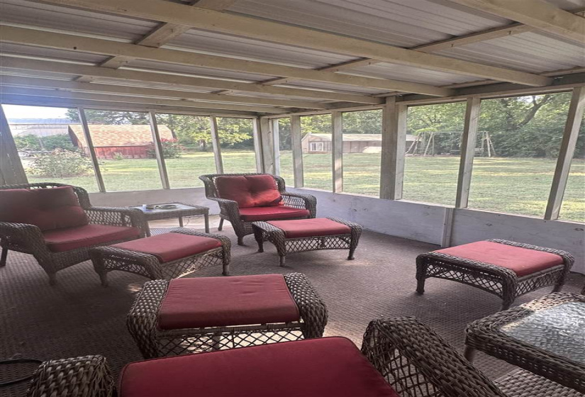 3 Bedrooms Bedrooms, 0 ,2 BathroomsBathrooms,Residential,Single Family,56th,1,132769