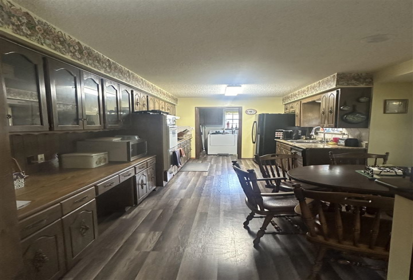3 Bedrooms Bedrooms, 0 ,2 BathroomsBathrooms,Residential,Single Family,56th,1,132769