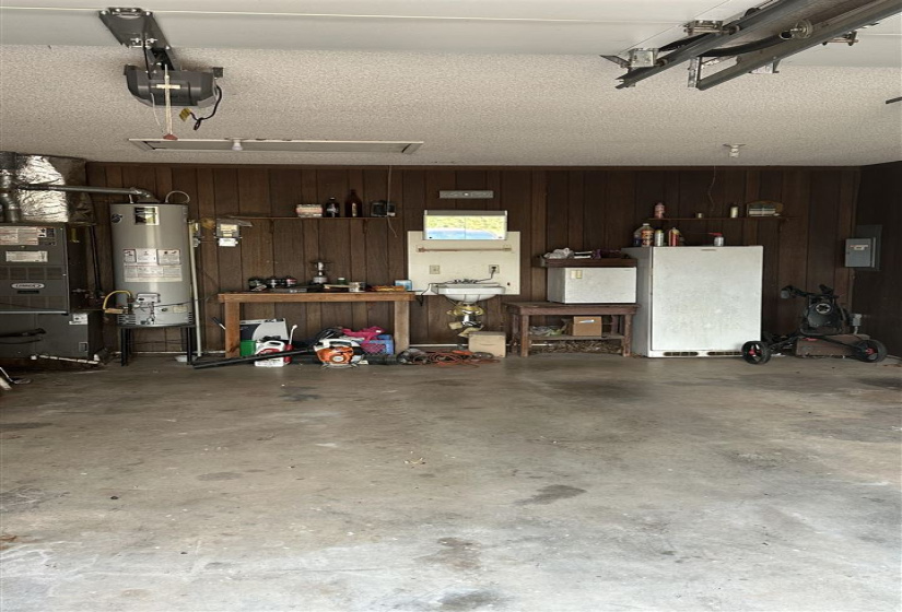 3 Bedrooms Bedrooms, 0 ,2 BathroomsBathrooms,Residential,Single Family,56th,1,132769