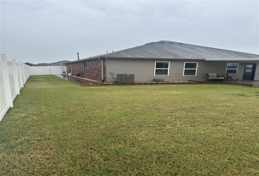 3 Bedrooms Bedrooms, 0 ,2 BathroomsBathrooms,Residential,Single Family,Kinder Wells,1,132771