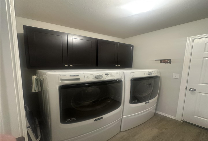 3 Bedrooms Bedrooms, 0 ,2 BathroomsBathrooms,Residential,Single Family,Kinder Wells,1,132771