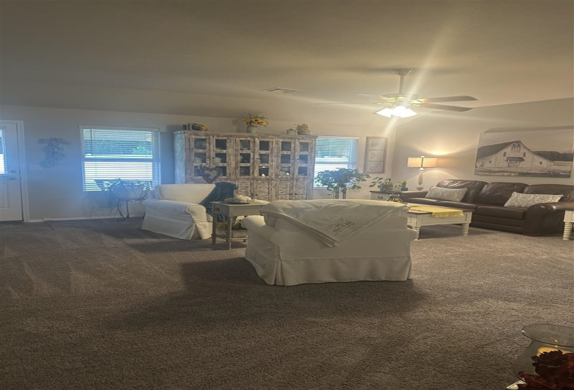 3 Bedrooms Bedrooms, 0 ,2 BathroomsBathrooms,Residential,Single Family,Kinder Wells,1,132771