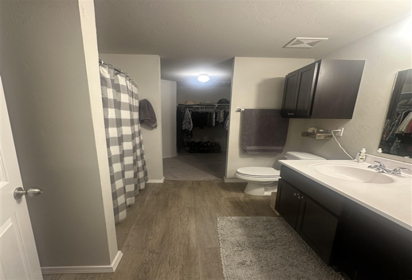 3 Bedrooms Bedrooms, 0 ,2 BathroomsBathrooms,Residential,Single Family,Kinder Wells,1,132771