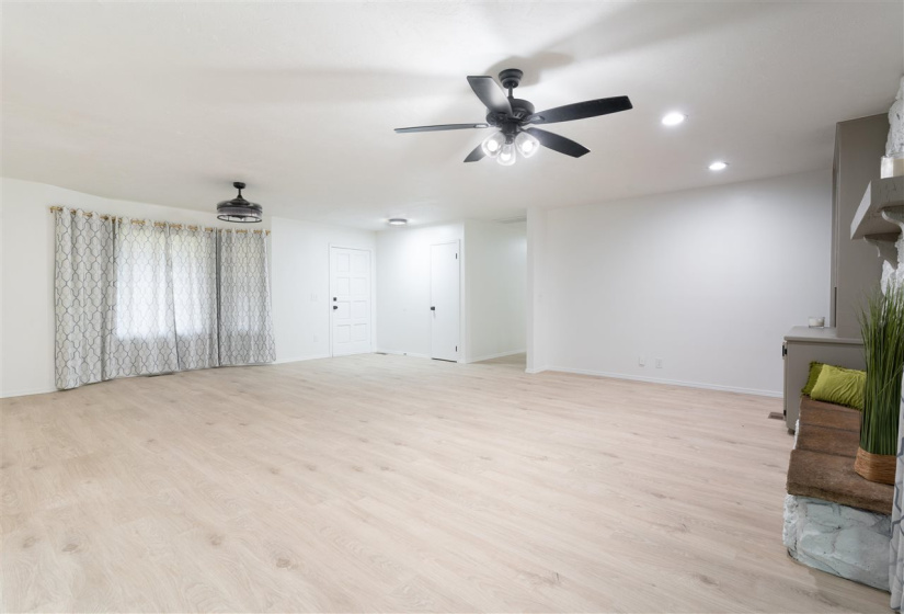 4 Bedrooms Bedrooms, 0 ,2 BathroomsBathrooms,Residential,Single Family,Thomas,1,132522
