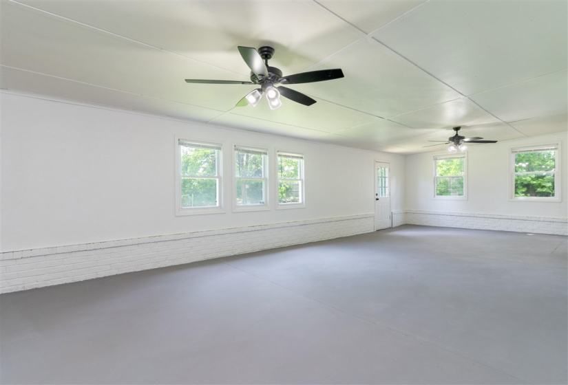 4 Bedrooms Bedrooms, 0 ,2 BathroomsBathrooms,Residential,Single Family,Thomas,1,132522