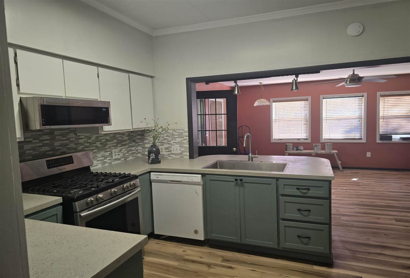 2 Bedrooms Bedrooms, 0 ,2 BathroomsBathrooms,Residential,Single Family,Boulder St,1,132778