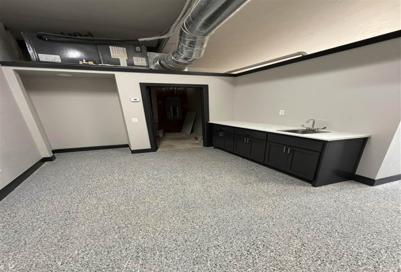 0 , 0 ,11 BathroomsBathrooms,Commercial/industrial,Industrial,Jardot,1,132783