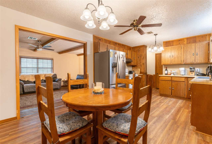 3 Bedrooms Bedrooms, 0 ,2 BathroomsBathrooms,Residential,Single Family,Rose,1,132658