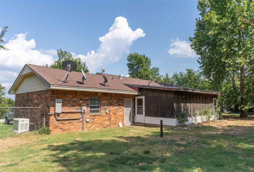 3 Bedrooms Bedrooms, 0 ,2 BathroomsBathrooms,Residential,Single Family,Rose,1,132658