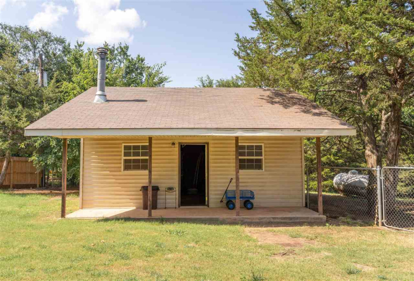 3 Bedrooms Bedrooms, 0 ,2 BathroomsBathrooms,Residential,Single Family,Rose,1,132658