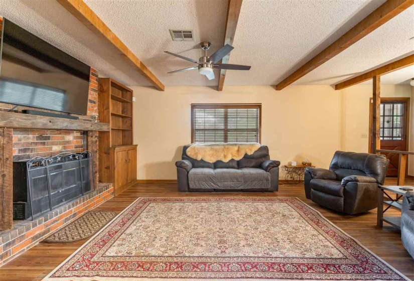 3 Bedrooms Bedrooms, 0 ,2 BathroomsBathrooms,Residential,Single Family,Rose,1,132658