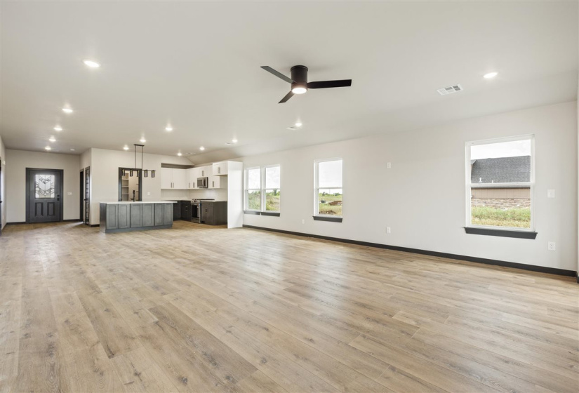 4 Bedrooms Bedrooms, 0 ,3 BathroomsBathrooms,Residential,Single Family,Bison,1,132777
