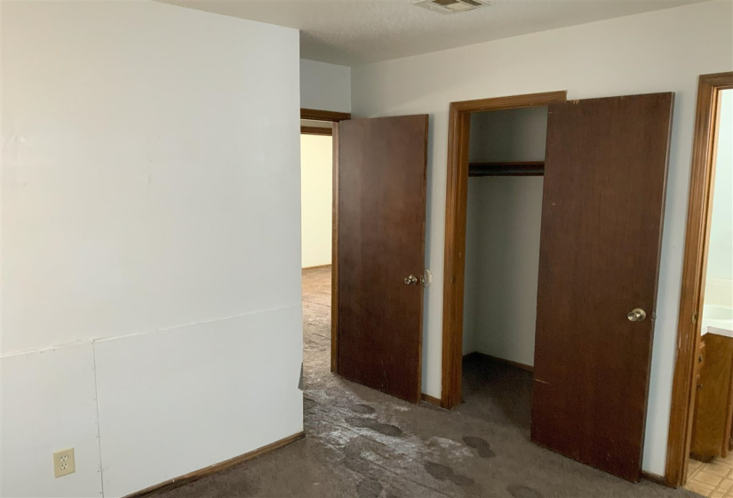 3 Bedrooms Bedrooms, 0 ,1 BathroomBathrooms,Residential,Single Family,Park,1,132785
