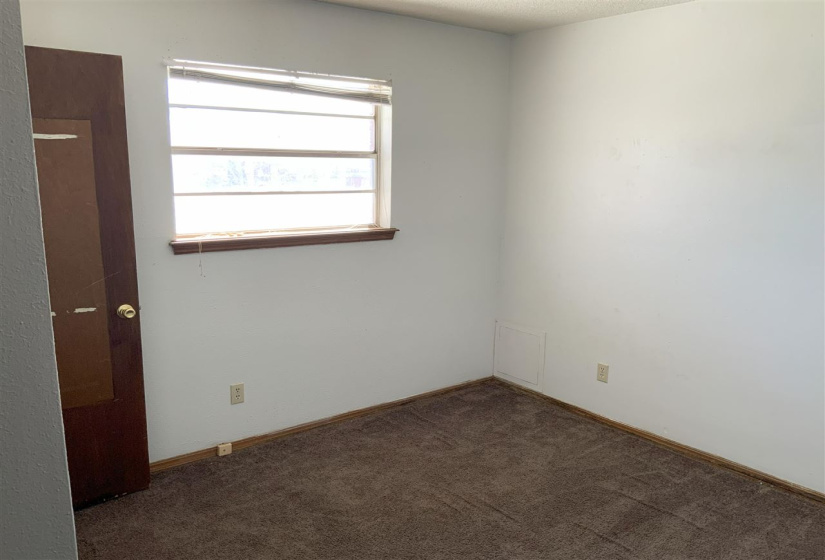 3 Bedrooms Bedrooms, 0 ,1 BathroomBathrooms,Residential,Single Family,Park,1,132785