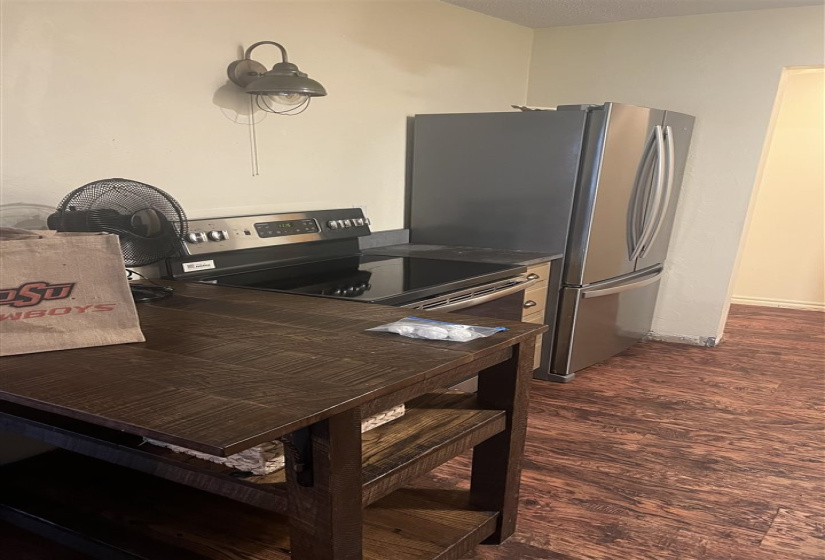 2 Bedrooms Bedrooms, 0 ,2 BathroomsBathrooms,Residential,Condominium/townhouse,Brentwood,1,132786