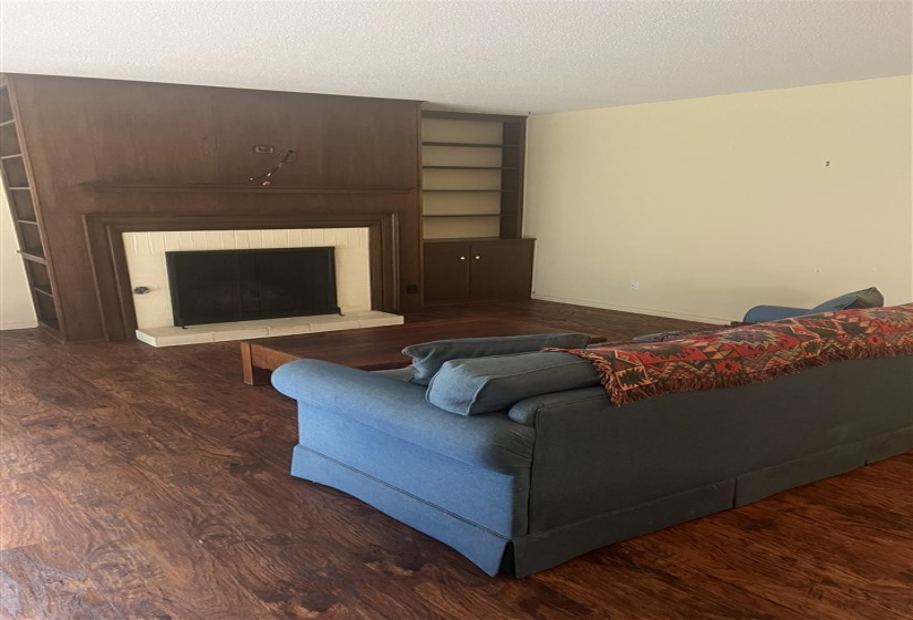 2 Bedrooms Bedrooms, 0 ,2 BathroomsBathrooms,Residential,Condominium/townhouse,Brentwood,1,132786