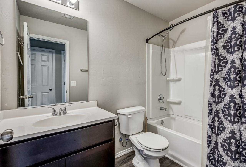 3 Bedrooms Bedrooms, 0 ,2 BathroomsBathrooms,Residential,Single Family,Ridgecrest,1,132787