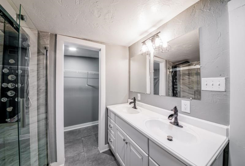 2 Bedrooms Bedrooms, 0 ,2 BathroomsBathrooms,Residential,Single Family,13th Place,1,132788