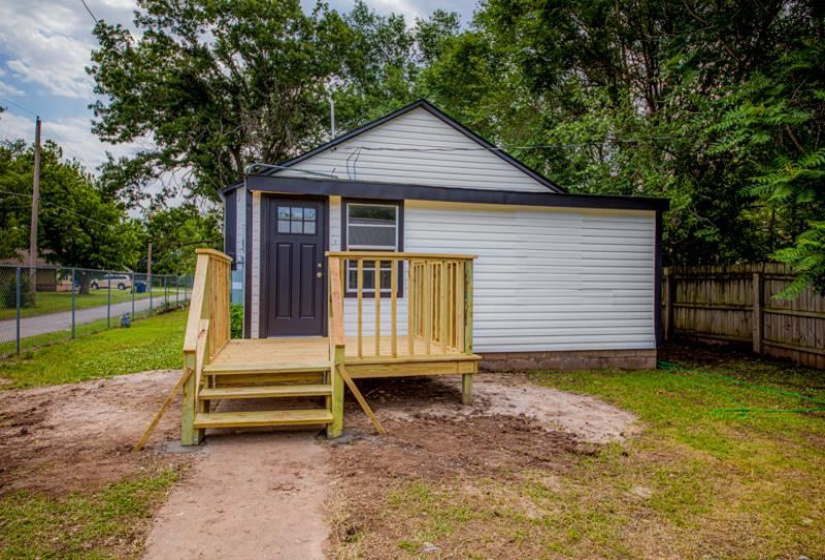 2 Bedrooms Bedrooms, 0 ,2 BathroomsBathrooms,Residential,Single Family,13th Place,1,132788