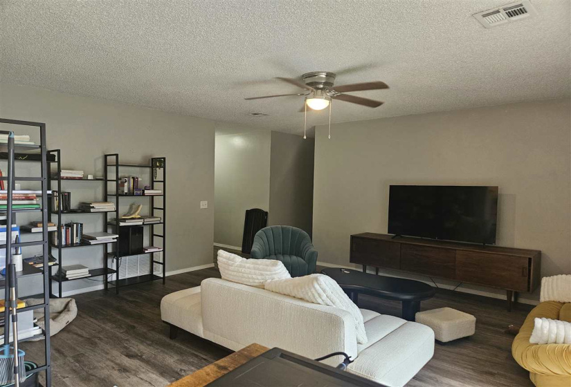 3 Bedrooms Bedrooms, 0 ,2 BathroomsBathrooms,Residential,Single Family,Will Rogers,1,132792