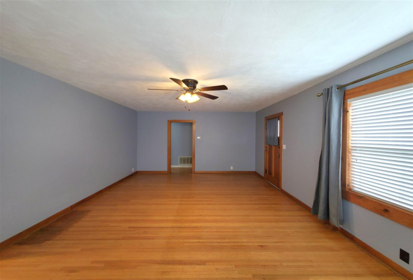 2 Bedrooms Bedrooms, 0 ,1 BathroomBathrooms,Residential,Single Family,13th,1,132794