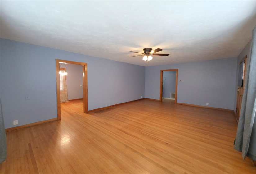 2 Bedrooms Bedrooms, 0 ,1 BathroomBathrooms,Residential,Single Family,13th,1,132794