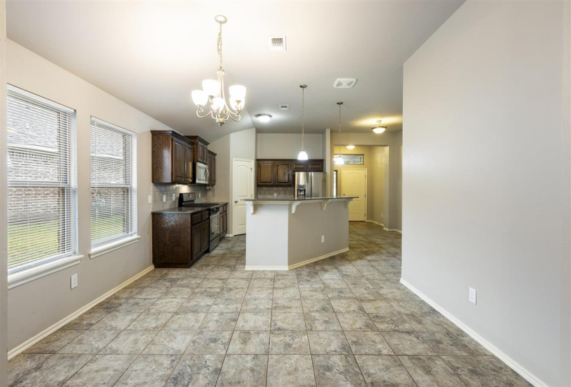 4 Bedrooms Bedrooms, 0 ,2 BathroomsBathrooms,Residential,Single Family,Linford,1,132795