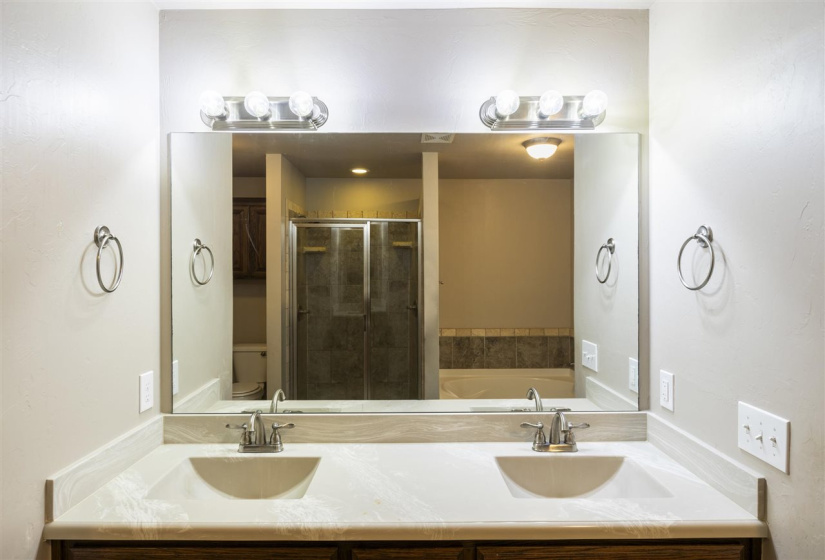 4 Bedrooms Bedrooms, 0 ,2 BathroomsBathrooms,Residential,Single Family,Linford,1,132795