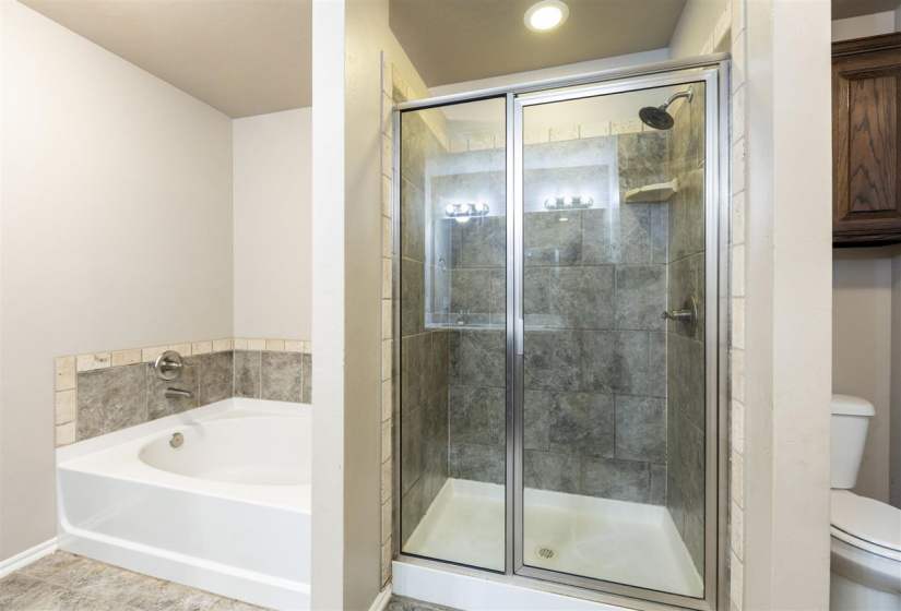 4 Bedrooms Bedrooms, 0 ,2 BathroomsBathrooms,Residential,Single Family,Linford,1,132795