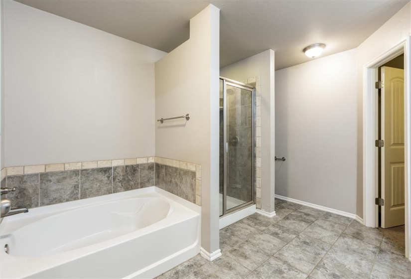 4 Bedrooms Bedrooms, 0 ,2 BathroomsBathrooms,Residential,Single Family,Linford,1,132795
