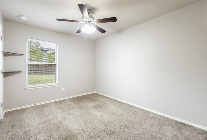 4 Bedrooms Bedrooms, 0 ,2 BathroomsBathrooms,Residential,Single Family,Linford,1,132795