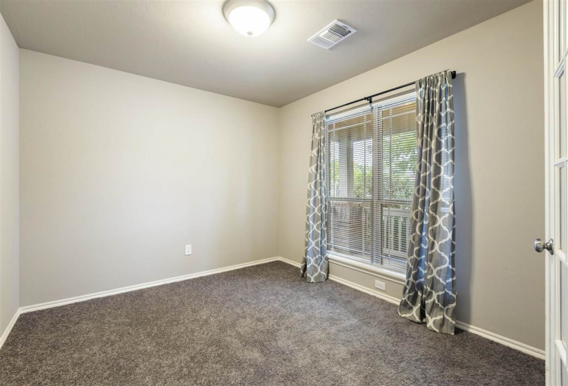 4 Bedrooms Bedrooms, 0 ,2 BathroomsBathrooms,Residential,Single Family,Linford,1,132795