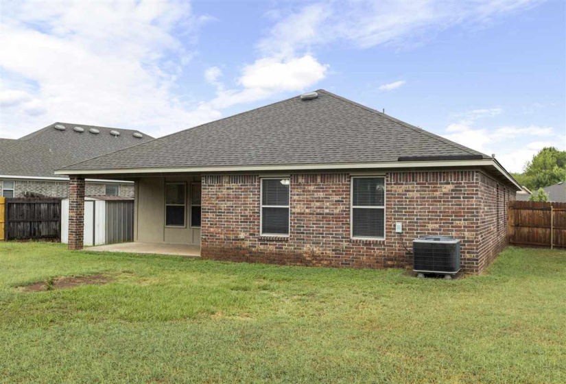 4 Bedrooms Bedrooms, 0 ,2 BathroomsBathrooms,Residential,Single Family,Linford,1,132795