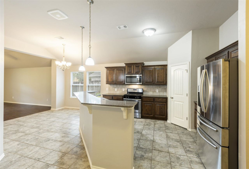4 Bedrooms Bedrooms, 0 ,2 BathroomsBathrooms,Residential,Single Family,Linford,1,132795