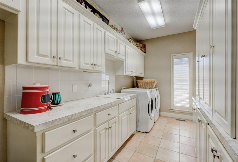 4 Bedrooms Bedrooms, 0 ,5 BathroomsBathrooms,Residential,Single Family,Lou Allard,1,132796