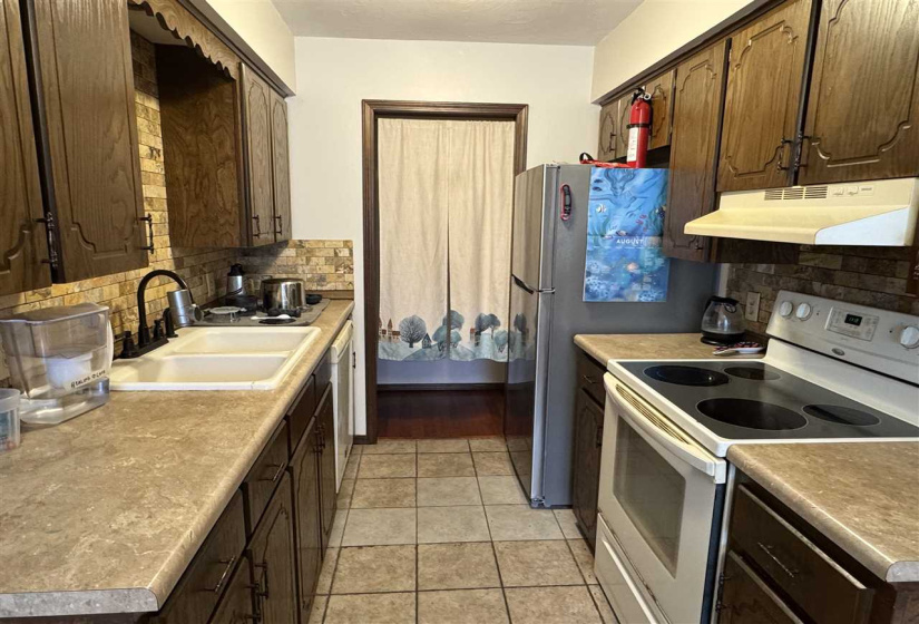 3 Bedrooms Bedrooms, 0 ,1 BathroomBathrooms,Residential,Single Family,Brooke,1,132798