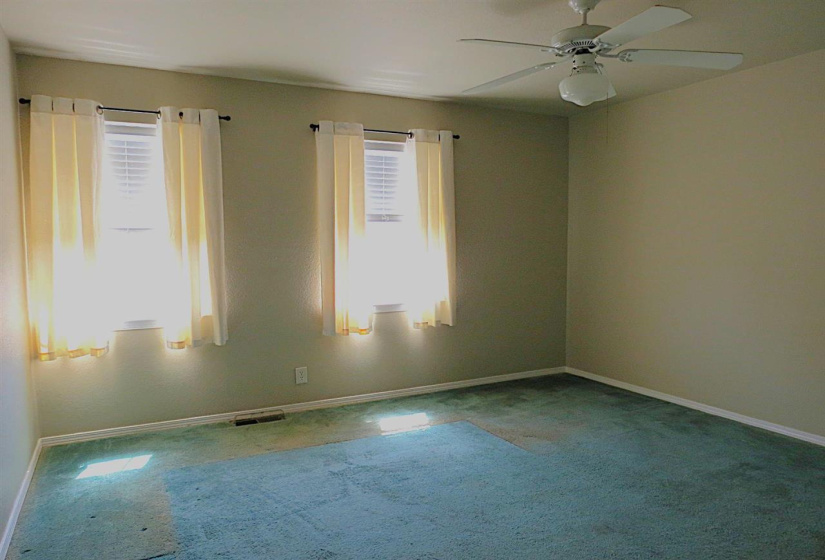 3 Bedrooms Bedrooms, 0 ,2 BathroomsBathrooms,Residential,Single Family,Royal Oak,2,132800