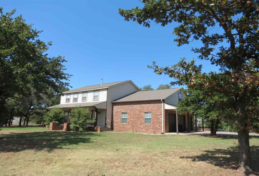 3 Bedrooms Bedrooms, 0 ,2 BathroomsBathrooms,Residential,Single Family,Royal Oak,2,132800