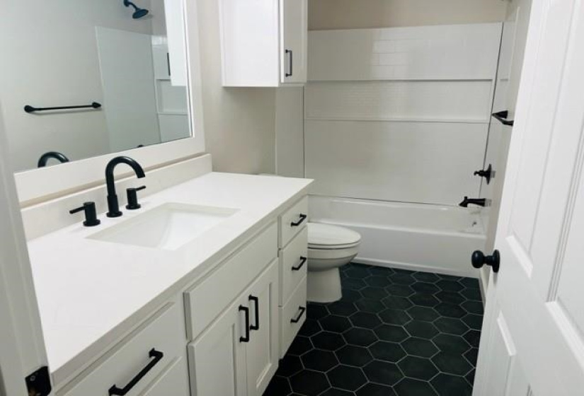 3 Bedrooms Bedrooms, 0 ,2 BathroomsBathrooms,Residential,Single Family,Twin Mounds,1,132803
