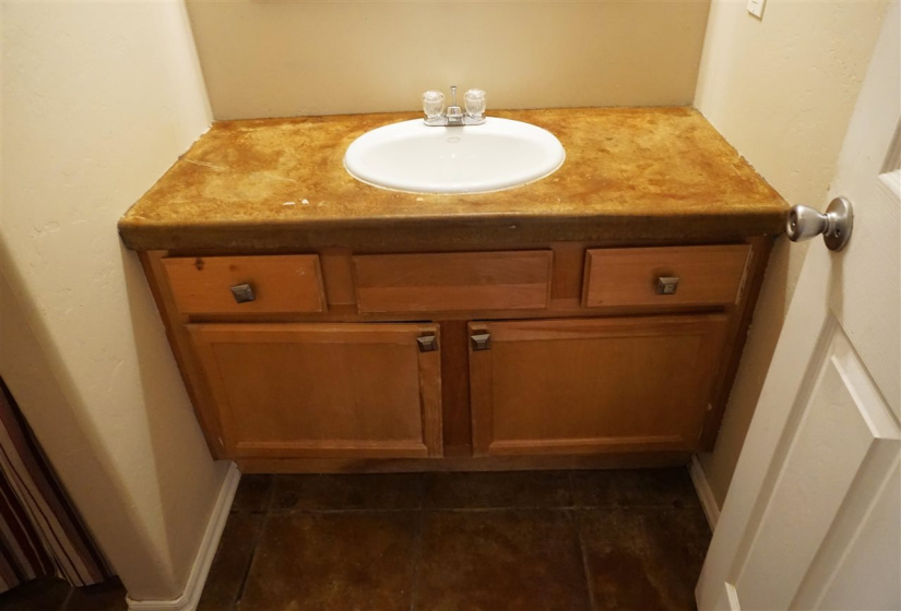 3 Bedrooms Bedrooms, 0 ,2 BathroomsBathrooms,Residential,Single Family,PRIVATE ROAD 136,1,132810